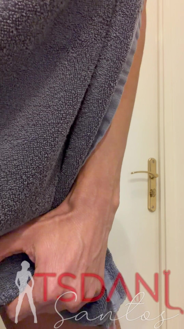 Tsdanisantos1: 샤워하기 전 집에서 흙