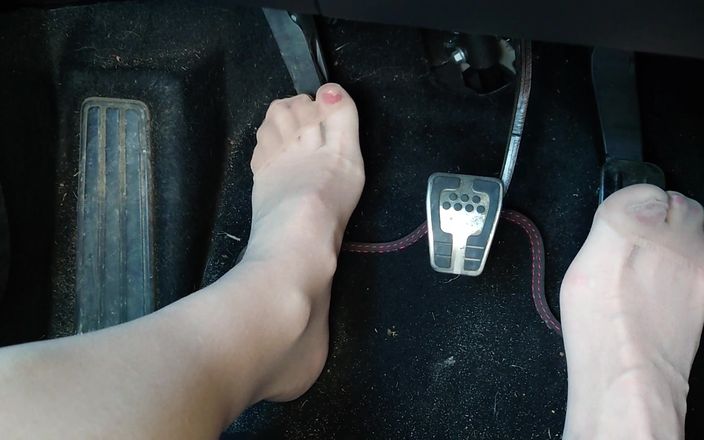 Goldschatz59: Birkenstocks में पैडल पंपिंग