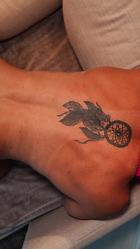 Una milf grossa vuole che la sua figa sia mangiata