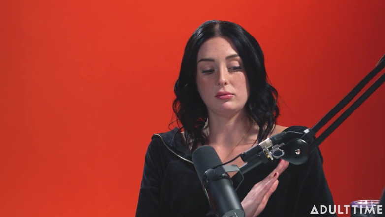 Adult Time Podcast: Charlotte Sins Thinks P*rn Is the Best Job in the...