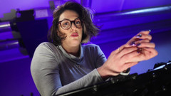 Countess diamond: Lékařská sex dronová kontrola - upgrade vašeho čipu pt 1