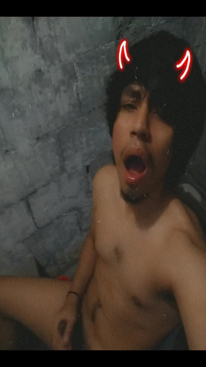AlexAlejandro13: Diavoliță sexy ca în iad