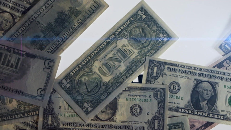 Platinum X HD: Mckenzee Miles хорошо выглядит на четвереньках с хуем в ее мандой