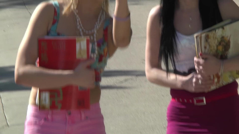 GANGBANG and BIG BOOBS: Mükemmel Köleler Bağlı Ve Rocco Tarafından Sert Sikiliyor