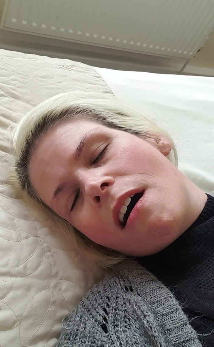 SkylerSquirt: Showing My Orgasm Face Whilst Getting My Pussy Eaten Xx
