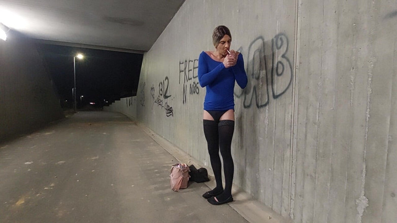 sweetfeet29: Cambiarse por la noche