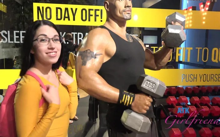 ATK Girlfriends: Virtual Date with Alex Coal at Wax and Selfies Museums