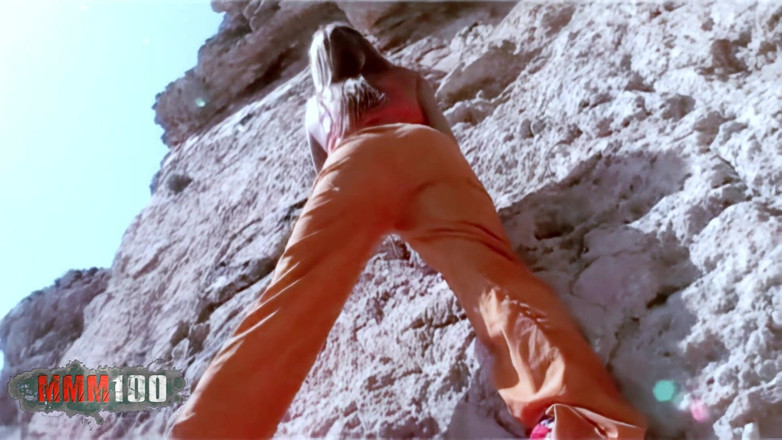 MMM100: Jenny One: büyük memeli İspanyol Jenny One doğada striptiz