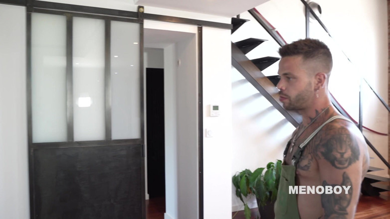 Menoboy: Hugo Algt's Rotating Chair