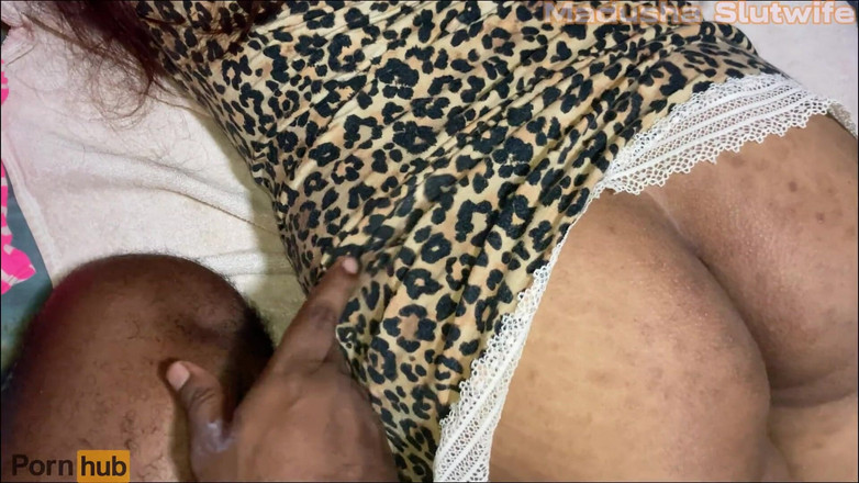 Tiyana: Mari Masaj, femme sexy, vidéo maison, chatte, jambes baveuses et...