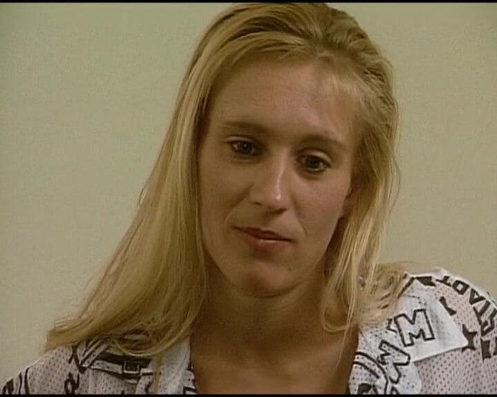 Deutsche Madchen: Söt blondie från Tyskland tar långsamt allt från sin kropp