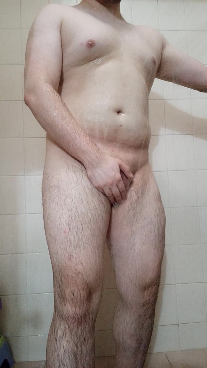 Himbo_Fox: Svalnatý muž se koupe, sexy