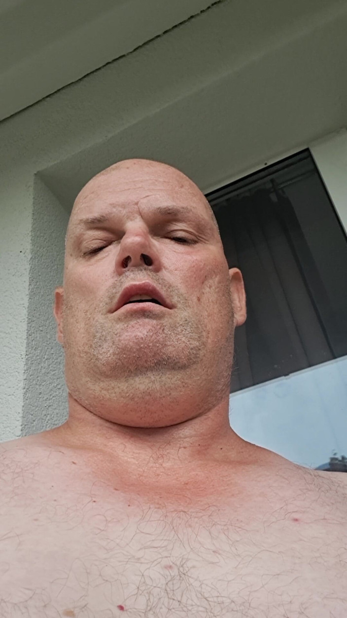 Fickspecht: Or Would You Rather Fuck the Slut on the Balcony?