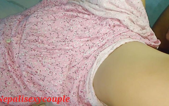 Nepalisexycouple: Nepalesiska par filmat hemma. Desi sex video 2