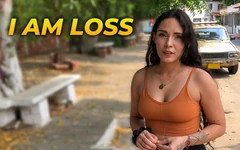 Uważam mojego sąsiada zagubionego w sąsiedztwie i pieprzę ją