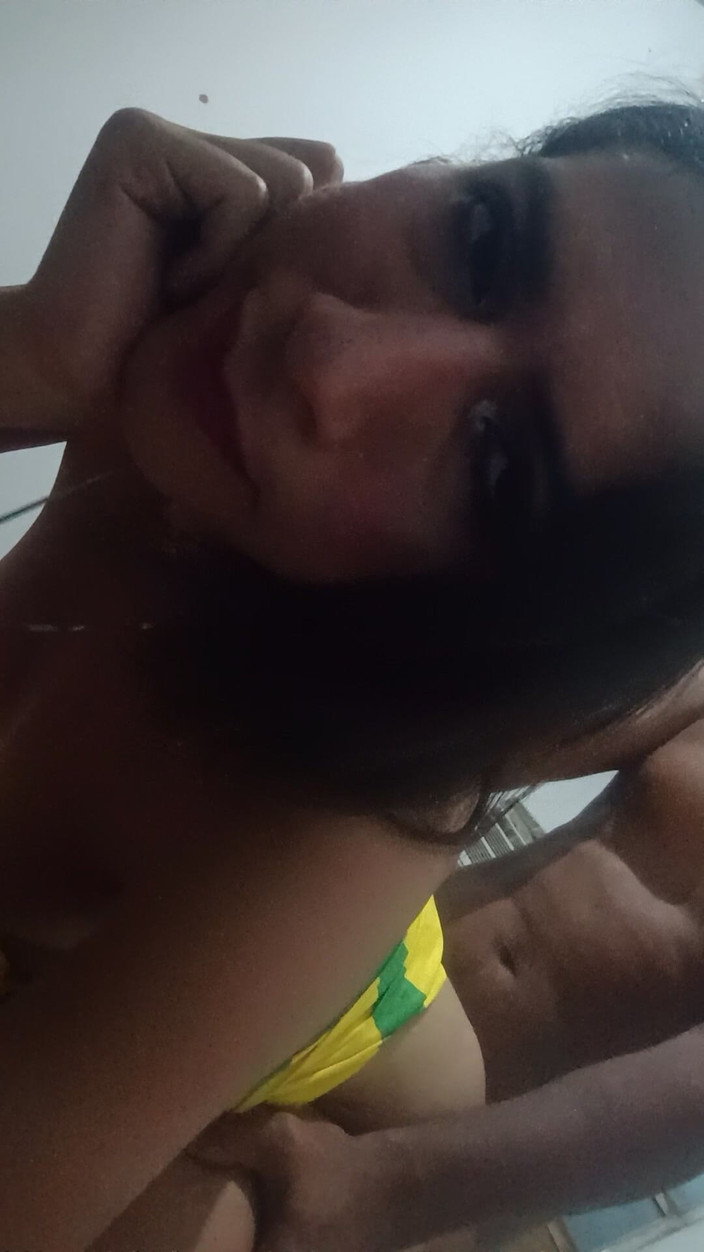 Femboy from Colombia: 우리는 좋은 의미로 즐기고 있습니다