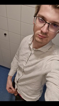 Well Its Almost the End of My Shift so I Can Enjoy a Bit with a Little Break with You