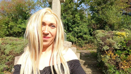 The Midnight Minx: Stroll through the village