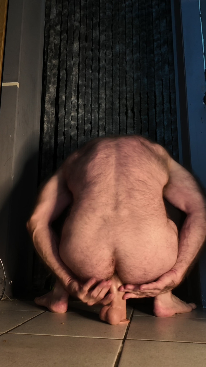 JackvanDean: Hairy Bear Tries Stockings and Dildo