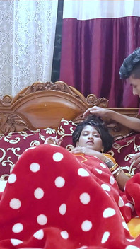 Сексуальна заміжня дружина навчила свого зятя-тінку "Як займатися сексом"