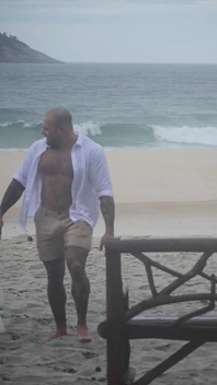 Öffentlicher strandfick - Verlobte Erneuerungen und sperma auf mein gesicht