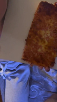 Ho dovuto lavorare per i condimenti extra della mia pizza