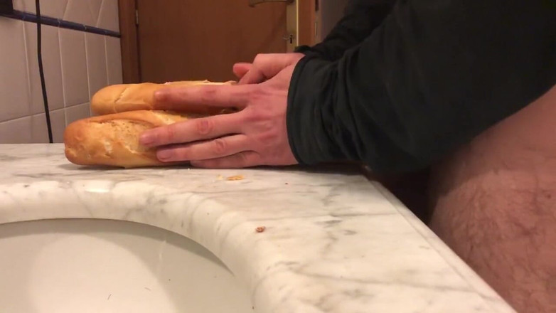 Francesco Spinozzi: Baguette'i sikiyor