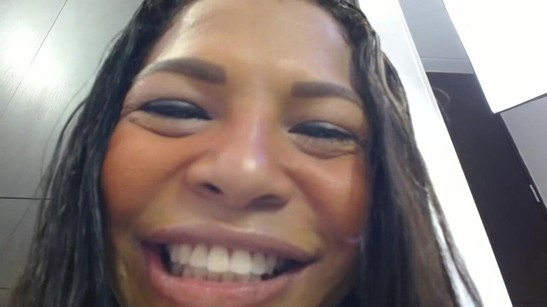 anabel693: 그녀의 쪼이는 엉덩이를 따먹고 더블 오줌을 먹게 하는 발정난 라틴계 여자