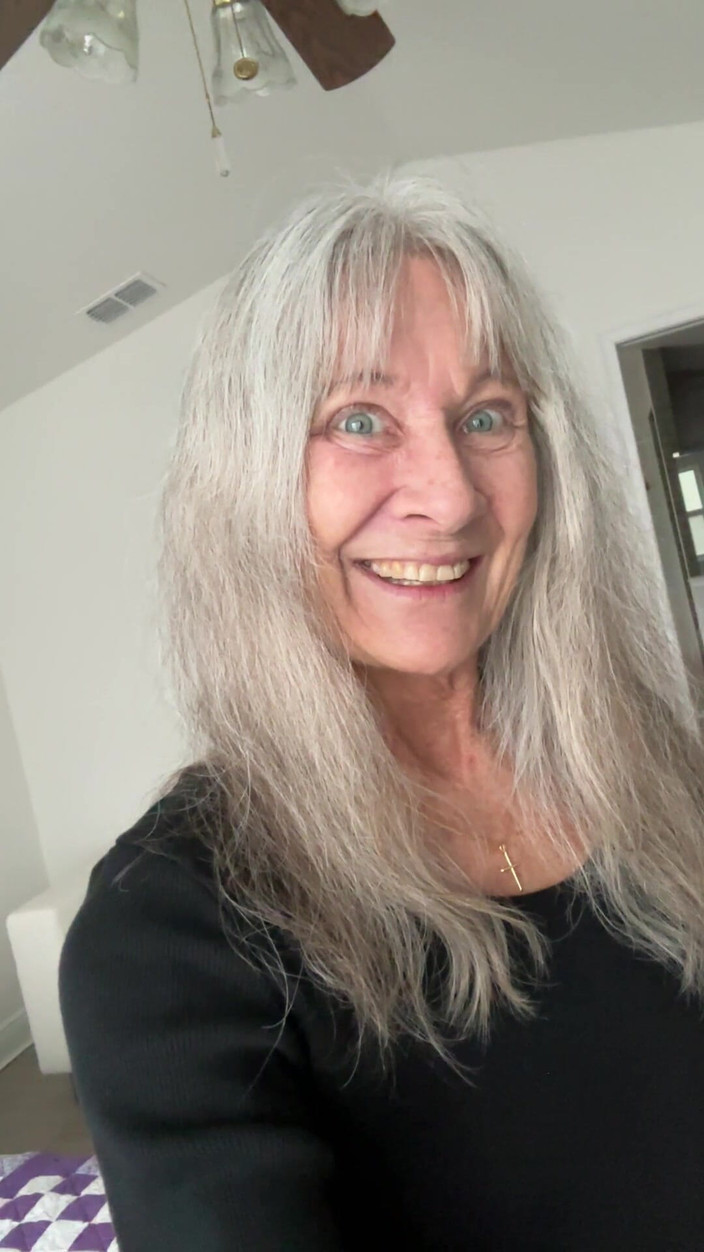 Leilani Lei: Selamat Hari Sabtu!