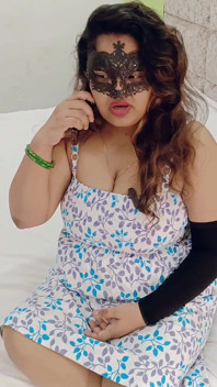 Serviço Dene Gaya Tha Lady Ko Aur Wo namorada ki madrasta Nikli Ab GF Aur Saas Dono Ko Chodne Ko Mila.