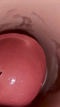 Cámara dentro del coño profundo captura una enorme eyaculación de esperma