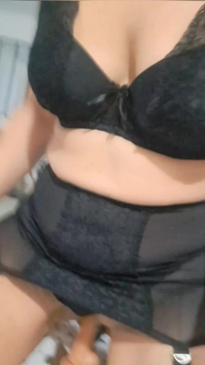 Sofy13: Kompilacja POV mojej małej suki i chciwego kota milf