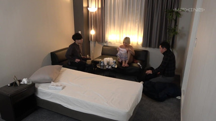 Raptor Inc: Alice Otsu - vyzvedl jsem Sassy Little Děvku, vymačkala mě jako...