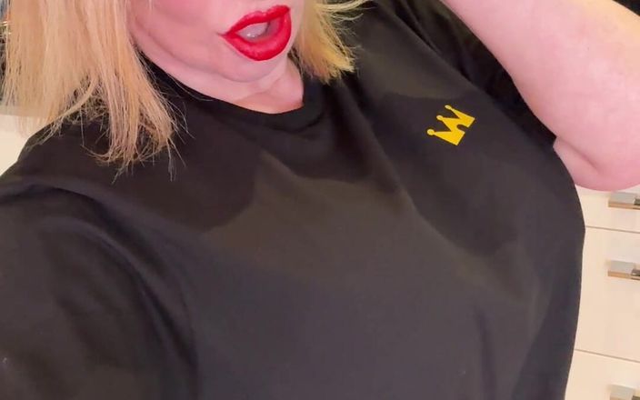 Sophie James: Merci Faphouse pour le t-shirt