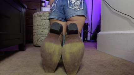 Raven Willow: Durango Závislost: Jsi pro mě jen boot děvka