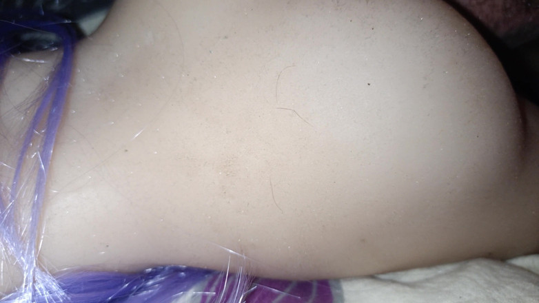 Uhri: Seks patung seks pancutan mani dubur