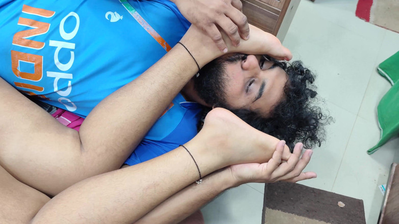 Vaigavarun45: Feet Kiss with Anal Hole Lick