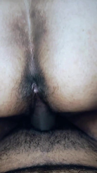 Arrapata sola milf indiana scopata come a pecorina.