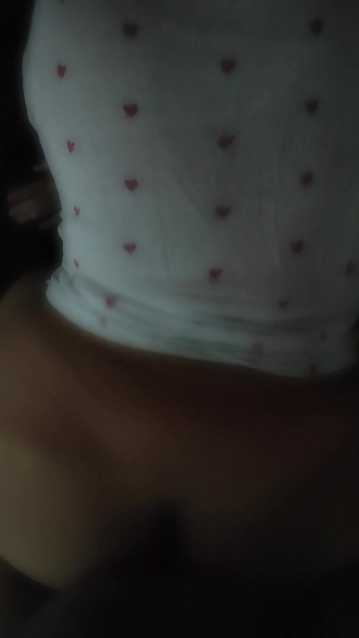 Nandy hot: Menipu suami dan jirannya