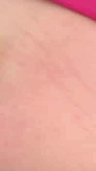 Nadržená milfka je ošukaná na stole