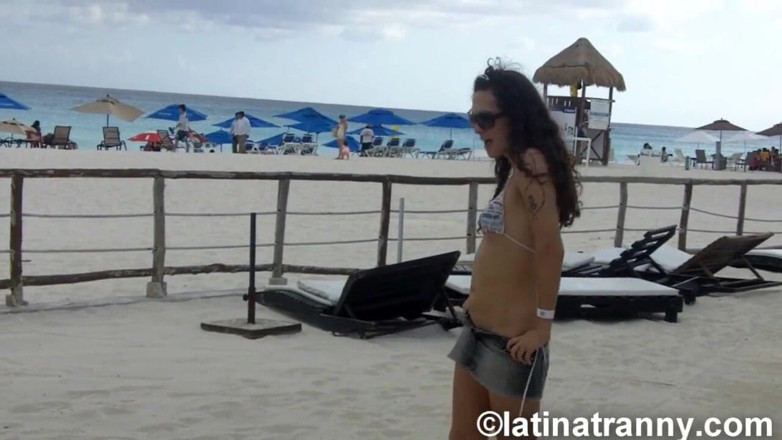 Nikki Montero: Crazy TS Nicole Montero jerking off the hotel hall in...
