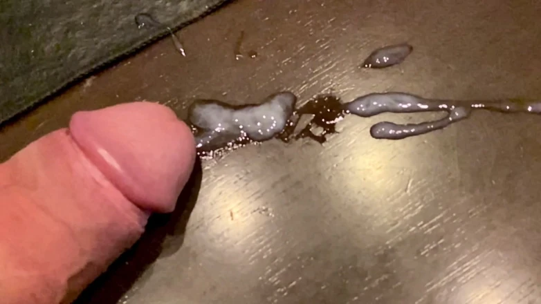 Placer_macho: 慢动作自慰和快乐的爆炸。