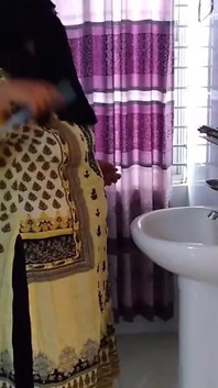 Mătușă pakistaneză futută de vecinul sexy când era gata să se întâlnească cu fostul ei iubit