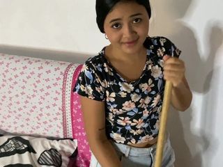 Yoha film exclusive: Pokojówka uprawia seks ze swoim szefem w zamian za podnoszenie...