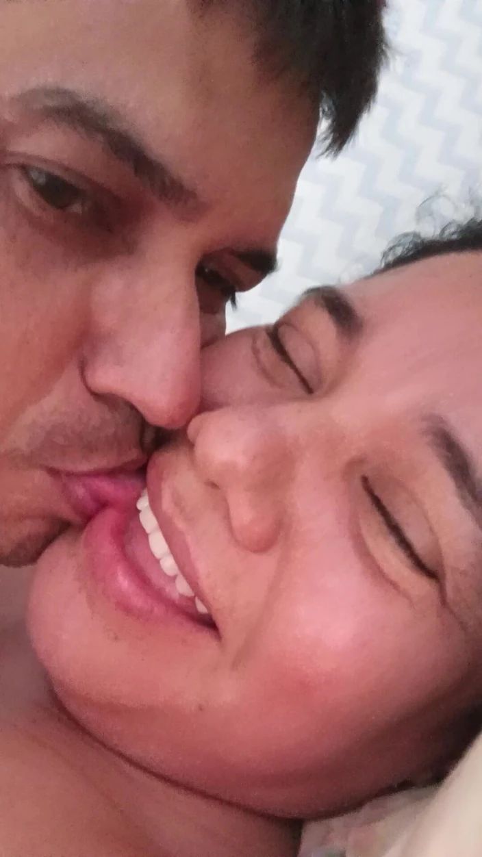 Valkyrieandluigy: Sucking Balls Girlfriend