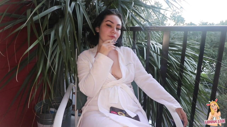 Lenna Lux: Smoking fetish gfe