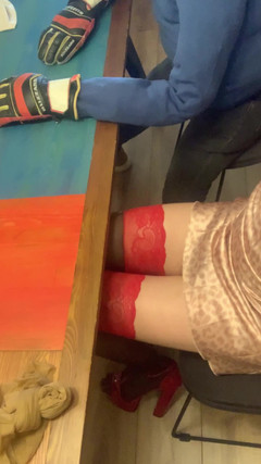 cd_aysemmm: Ho toccato il cazzo di uno sconosciuto in un bar...