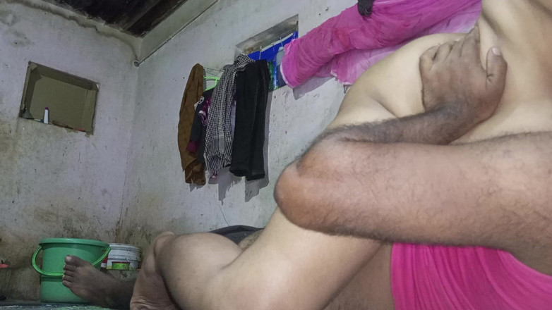 Mridulmadhu: インドの大学教師が実践的にカーマスートラを教えています