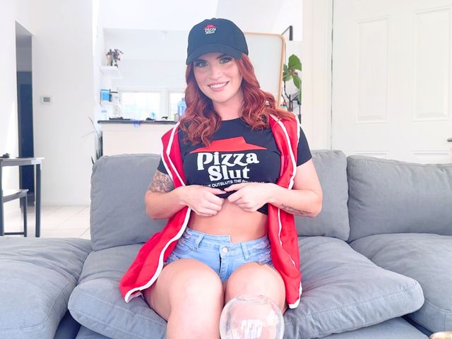 I Fucked My Pizza Delivery Girl (Zoeneli)