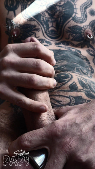 Stallion papi: Masturbare